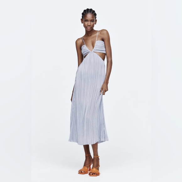 Zara - Cut Out Pleated Dress - Picture 1 of 6